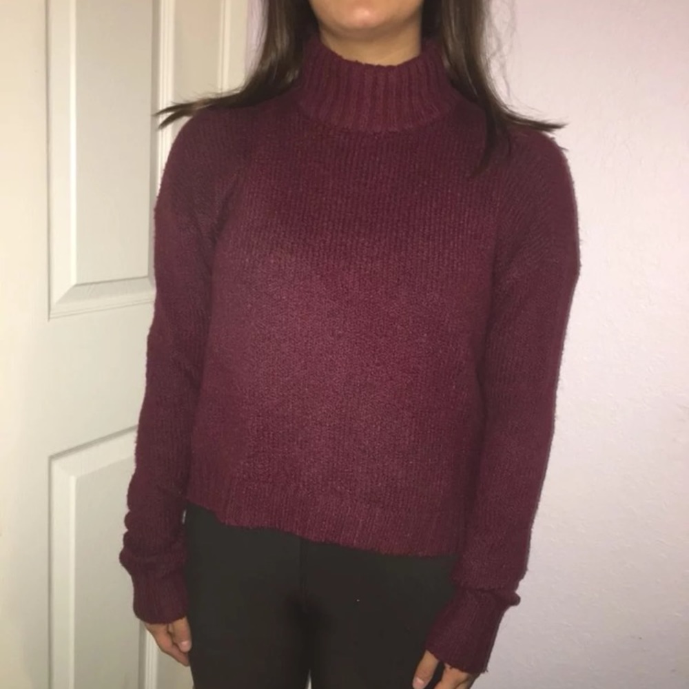 Maroon sweater